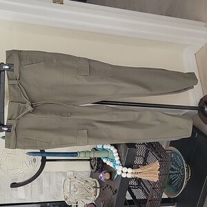 Loft Army Green Cargo Jogger Pants, Women's  6, Belted, Cargo Pockets, Zipper Fr